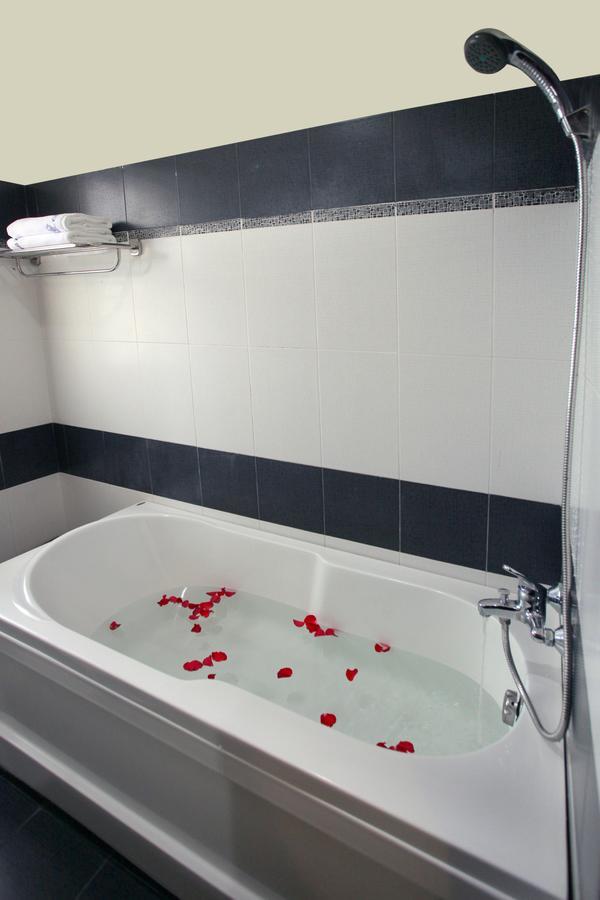 Anh Hang - Moonlight Hotel Nha Trang Exterior foto